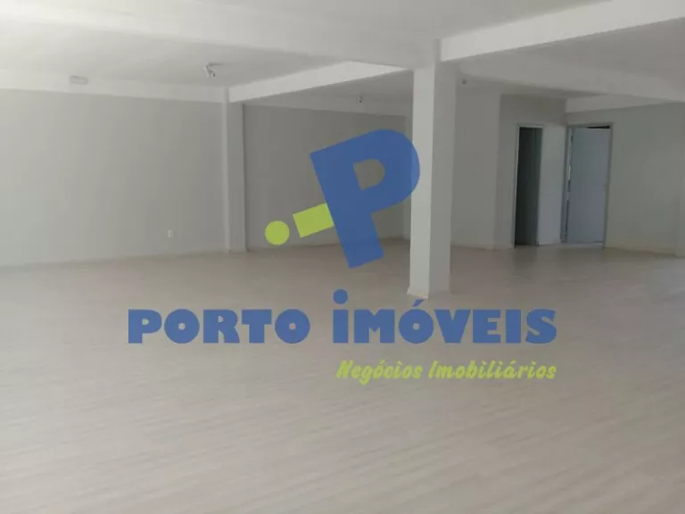 Foto 4 de Loja com 2 banheiros e 200m² para alugar no bairro Sao Joao, Porto Alegre