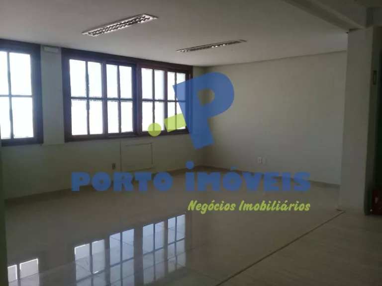 Foto 6 de Loja com 2 banheiros e 200m² para alugar no bairro Sao Joao, Porto Alegre